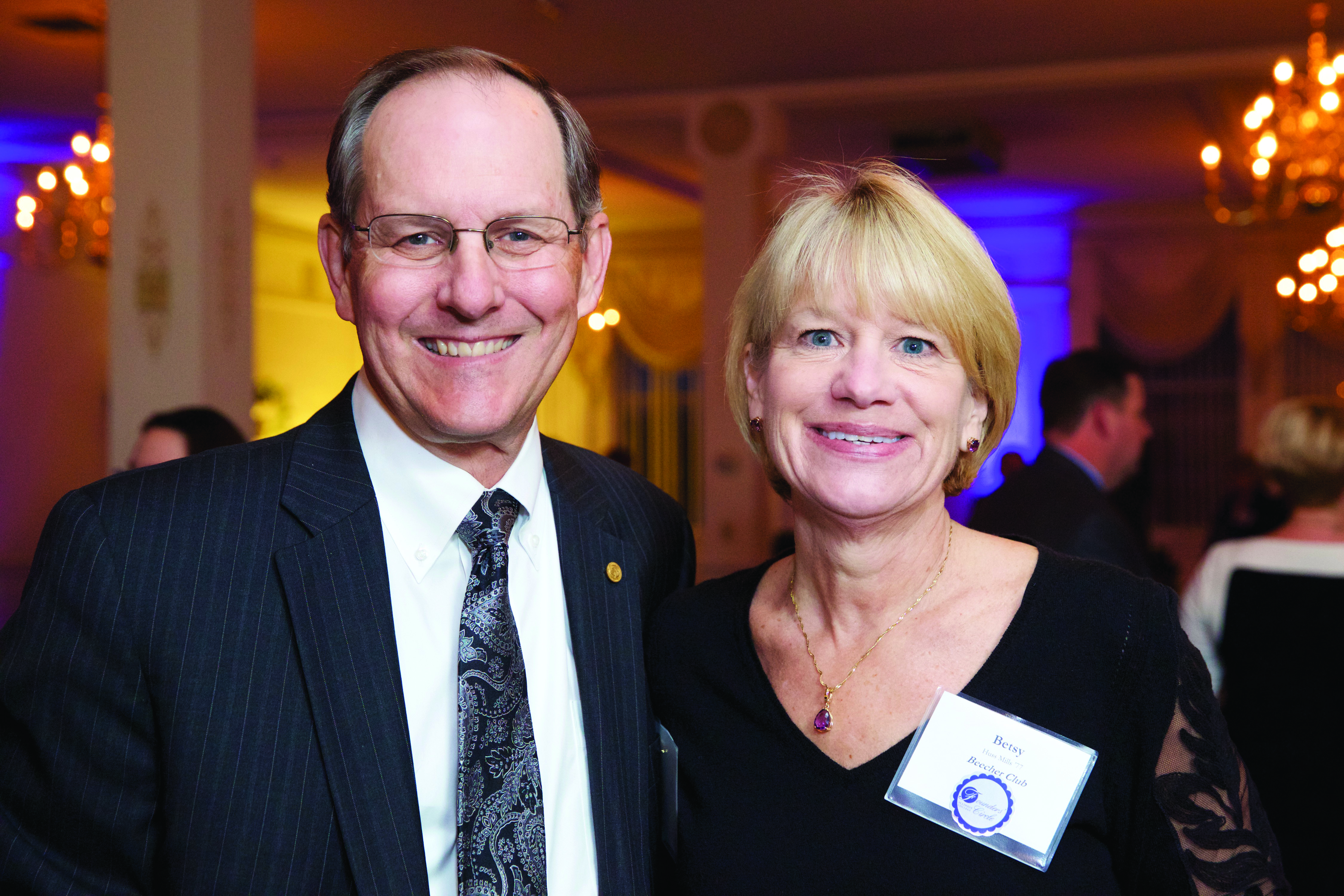 Steven '77 and Betsy Huss Mills '77