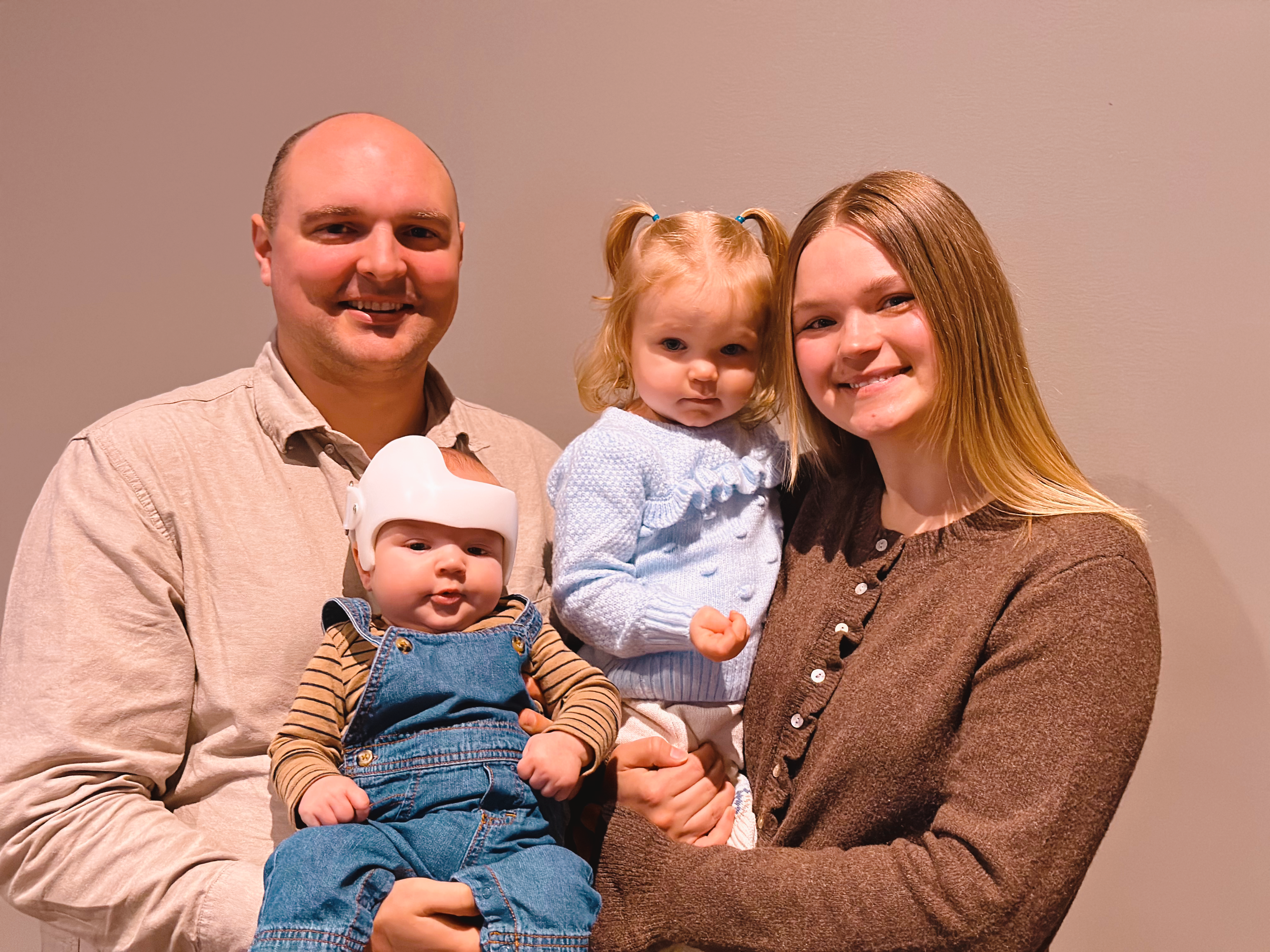 Jonathan Miller ’18 and Mackenzie Heinz Miller ’19 and their children