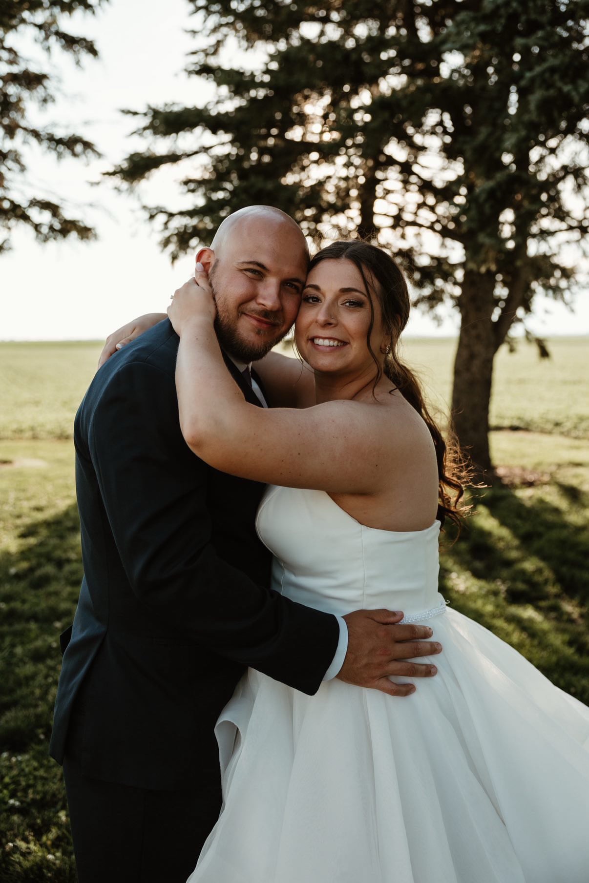 Sydney McClenning ’20 and her husband at their wedding