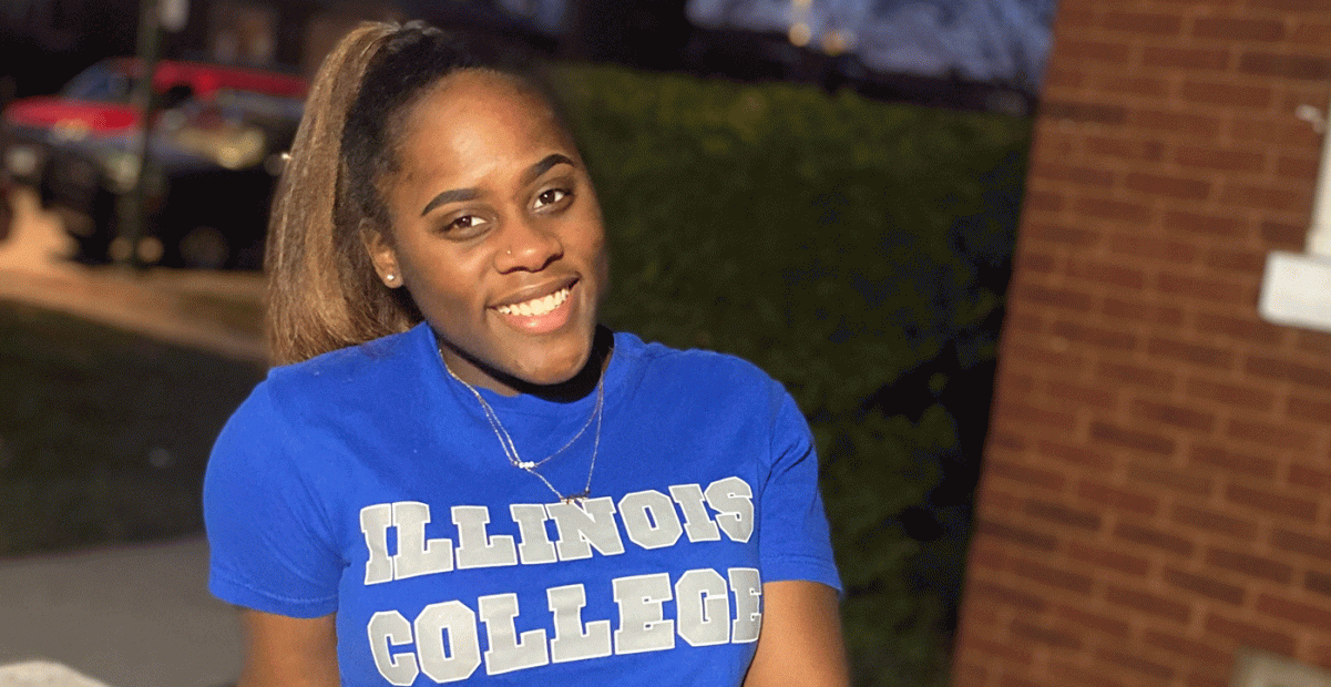 D'Ajahnae on campus