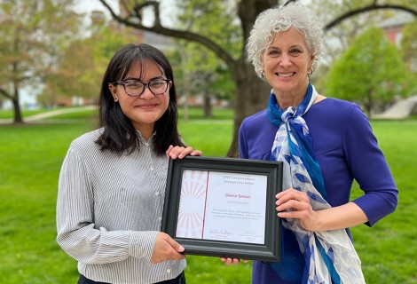 Gloria Simon and President Barbara A. Farley