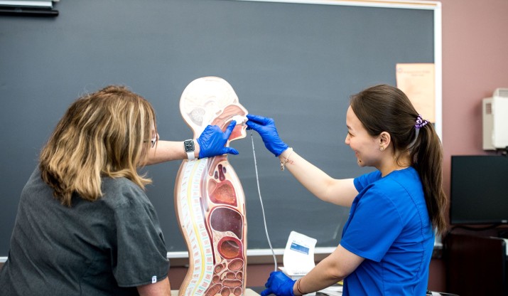 Nursing student at Illinois College