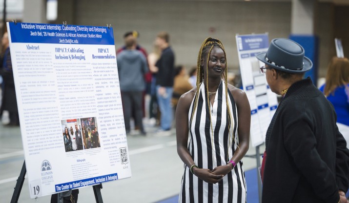 Jiech Bel '26 presenting research