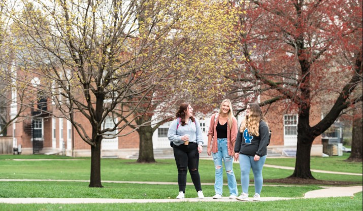 Fall enrollment again marks one of the largest student bodies in College history