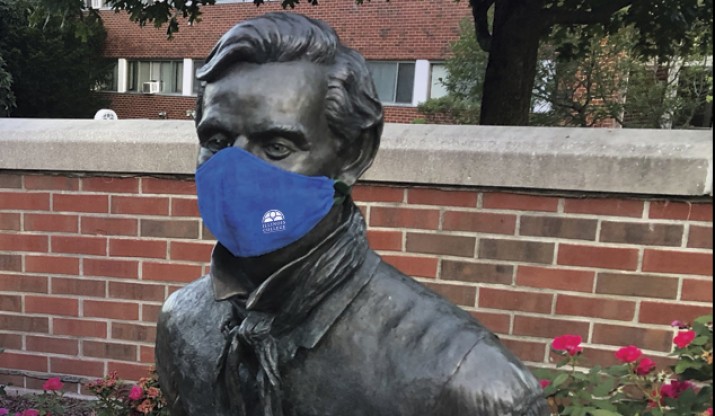 Lincoln in mask
