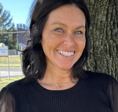 Gloria Cox